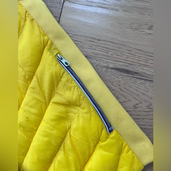 Gap Petite light puffer vest yellow - Picture 4 of 9